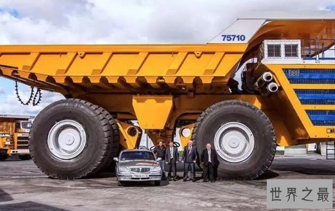 世界上最大的卡车，姚明身高只有卡车1/4