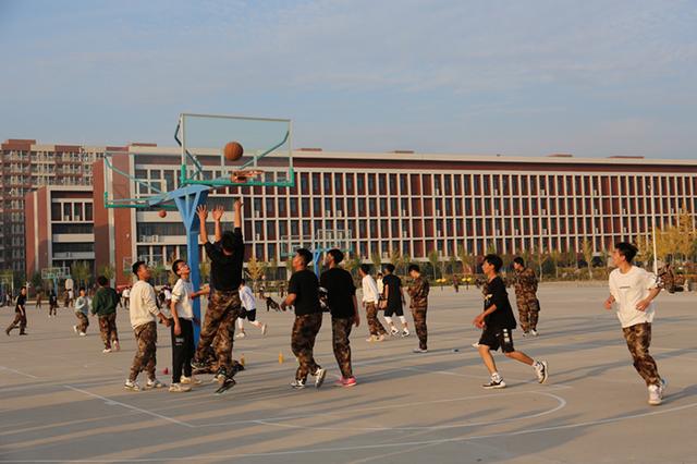 河北科技学院曹妃甸校区地图（深秋的河北科技学院曹妃甸校区美翻啦）(25)