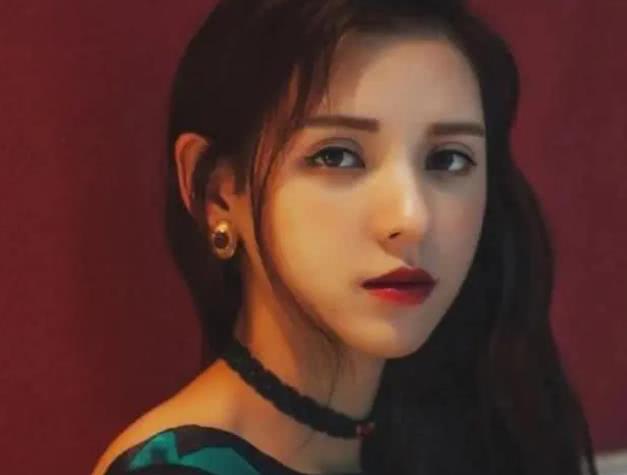 以为很矮,却很高的明星,杨紫赵丽颖误解多年,谁想到他1米8?