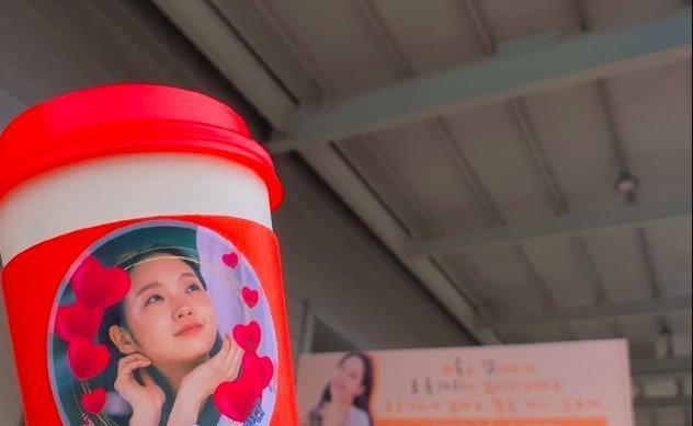 孔刘李栋旭为金高银应援，鬼怪家族太有爱了