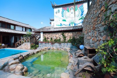 ​丽江丨束河古镇。