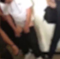 恶性婚闹:4名伴娘被压床猥亵,一男子正在脱裤子…警方已调查