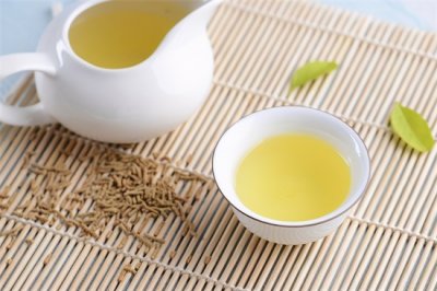 ​荞麦茶 每天一杯苦荞茶，减肥减脂，延缓衰老容颜永驻