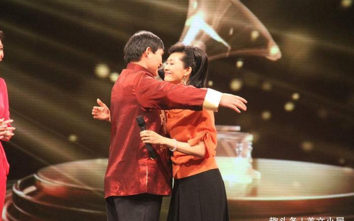 原来,于文华和朱之文是朋友关系