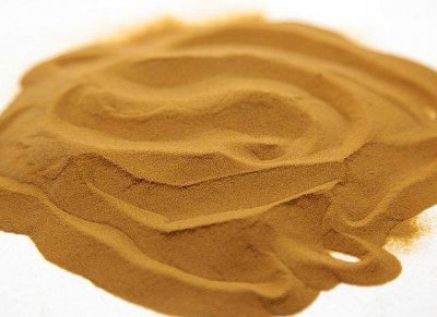 ​海金沙的功效与作用 《本草精荟》：利水通淋