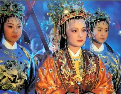 ​揭秘贾元春之死:因发现皇帝的秘密被灭口，线索暗藏在丫头名字中