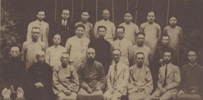 ​爱国“七君子”和他们的辩护律师名单