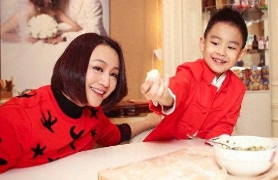 43岁曹颖近照曝光发福严重 没嫁豪门照样幸福