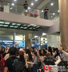 ​陈伟霆赴韩遭围堵 陈伟霆图片 陈伟霆蔡卓妍分手了吗？