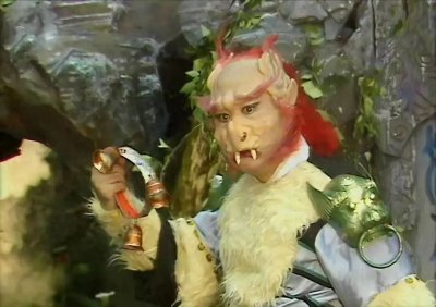 ​观音菩萨有坐骑为何从不骑？金毛犼：老大说骑我影响普渡众生形象