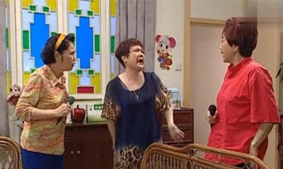 ​祝师奶一家三代都是学霸：爸爸北大毕业，她考入军艺，儿子双硕士