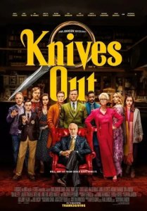 英文片名叫做Knives Out,被网友调侃翻译为:《亮剑》